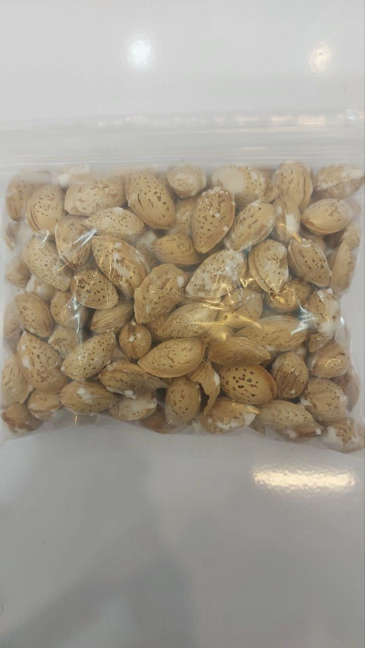 بادام پوست کاغذی 250 گرمی