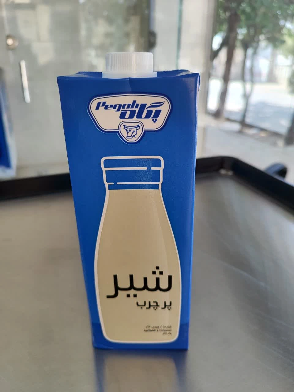 شیر پر چرب 3% 1 لیتری پگاه