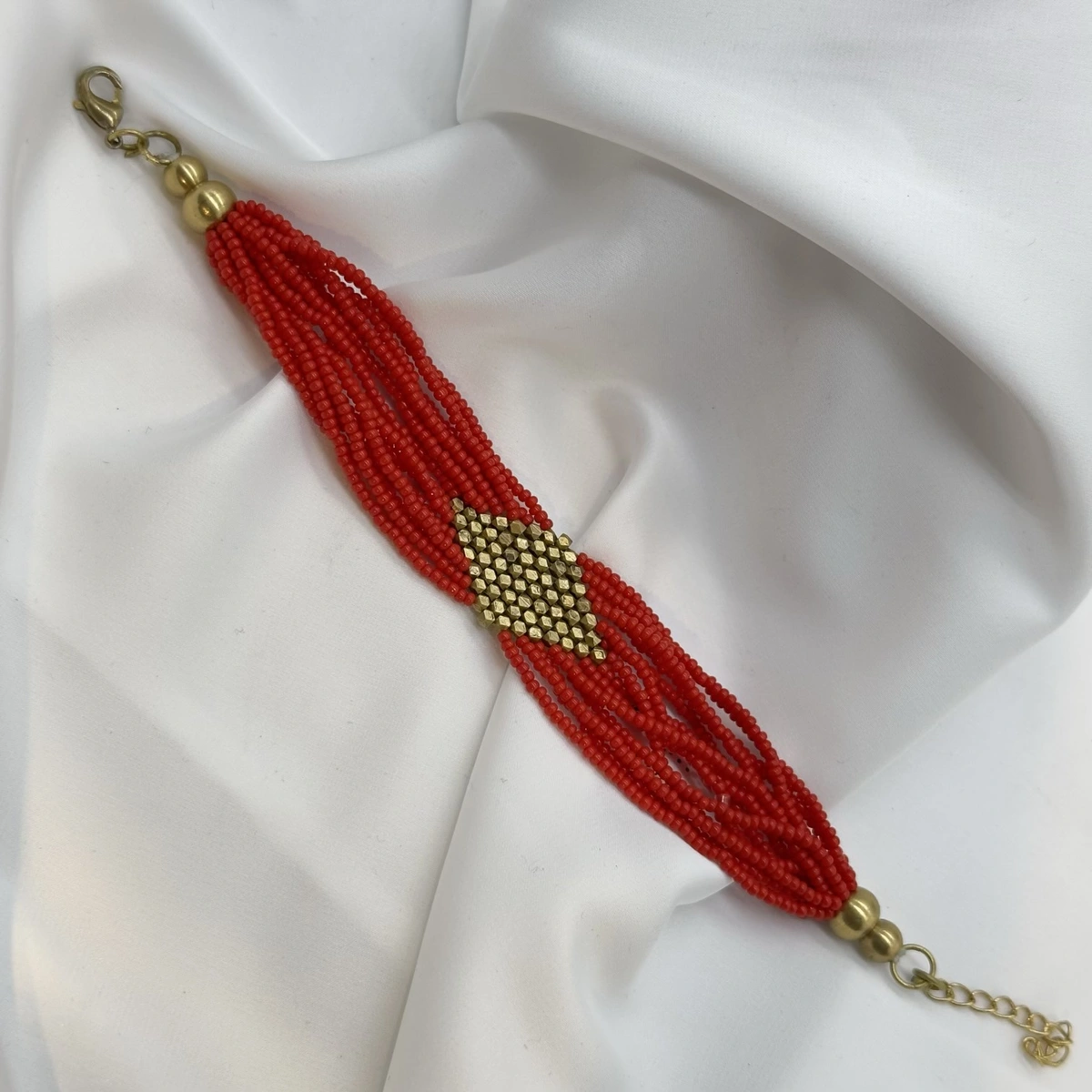 دستبند منجوقی لوزی