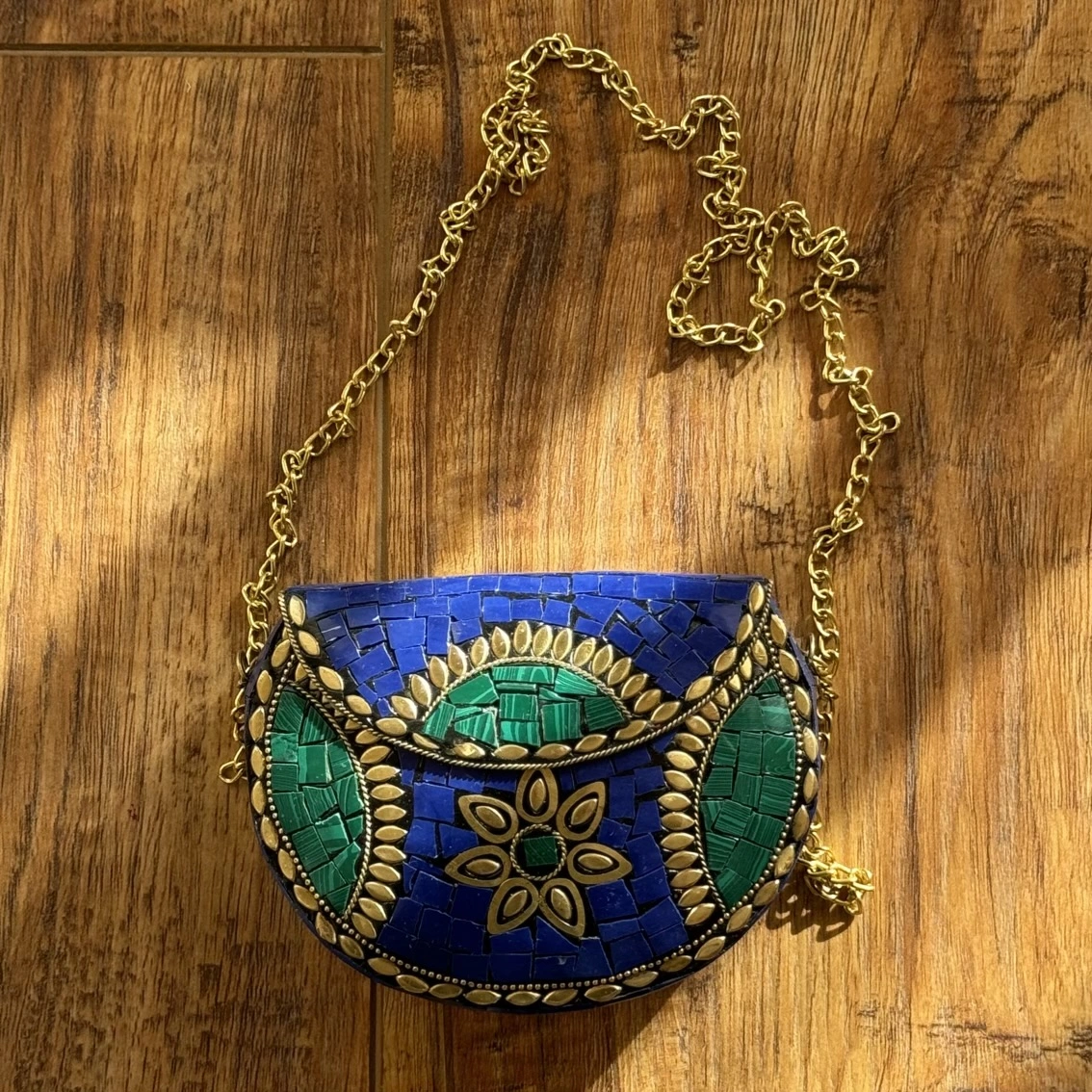 کیف برنجی c16