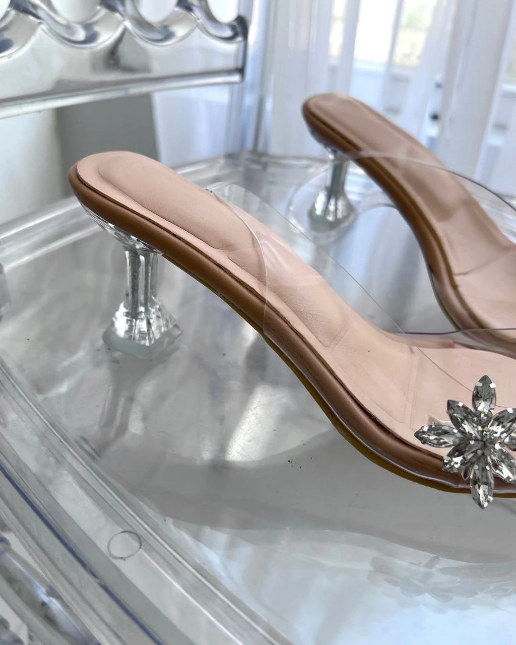 صندل طلقی پاشنه شیشه ای ، مدل شاهیکا