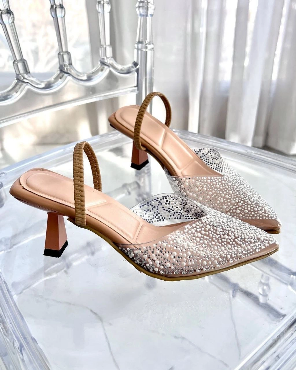 صندل طلقی جلو بسته ، مدل آینا