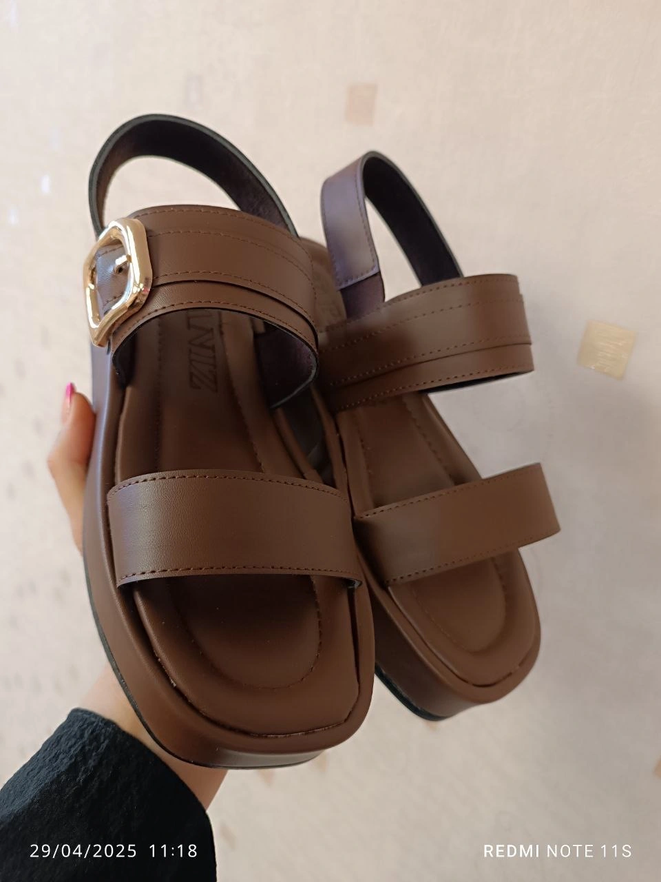 صندل لژدار حراج ، مدل تک سگک