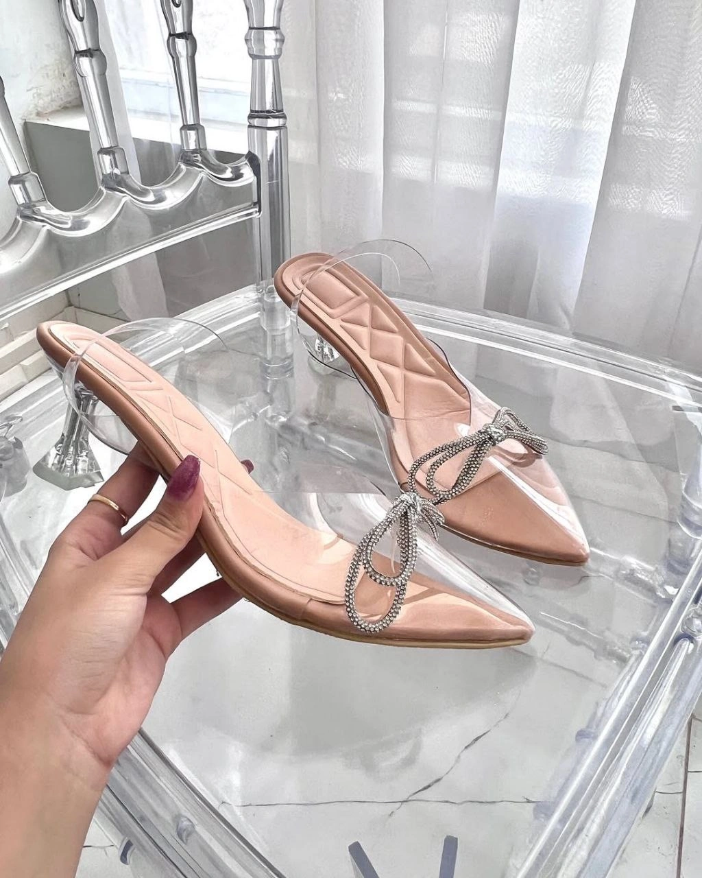 صندل نیم طلق پاپیون دار، مدل ناتاشا