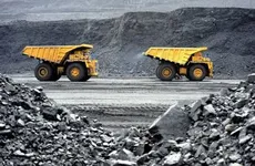 کرباسیان: نفت و سیاست، معدن را به حاشیه بُرد/ وزارت معادن و فلزات احیا شود  