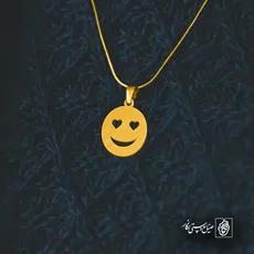 پلاک  ایموجی لبخند قلب کد 40793