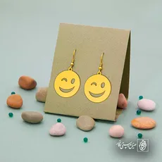 پلاک  ایموجی چشمک کد 40796