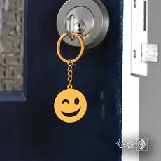 پلاک  ایموجی چشمک کد 40796