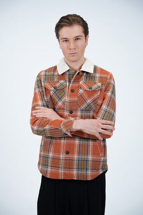 کاپشن پشمی مردانه یقه خزدار