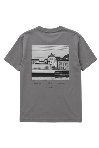 تیشرت آستین کوتاه یقه گرد چاپدار - 